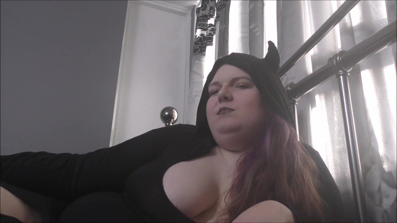 Mxtress Valleycat: Gros seins et grosses bulles