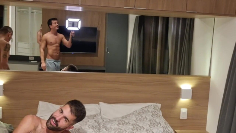Hot guys from France: Leme fucked raw by Leandro