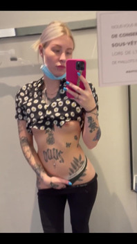 Sto facendo la mia abbronzatura in un camerino
