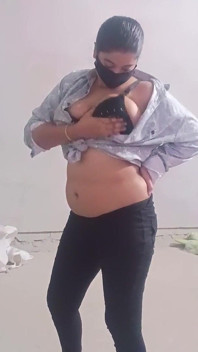 뱅글라 XXX 비디오 촬영 제목
