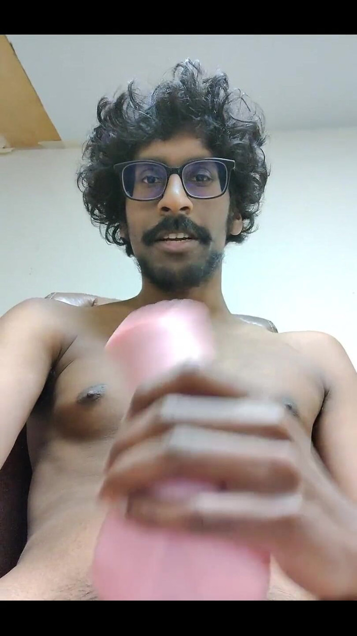 NANDgasm: Hanya mahu membuat video pendek. Orgasme ke dalam onahole