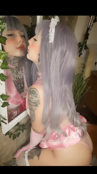 Yourfavecumslut: Making Out with Myself in the Mirror