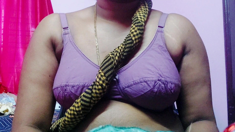 Desi Mohini: India Mohini con repartidor