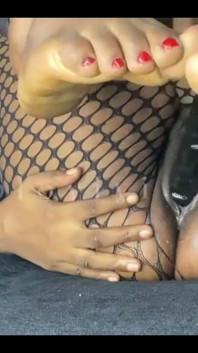 Ebony BBW Makes Me Herself Squirt