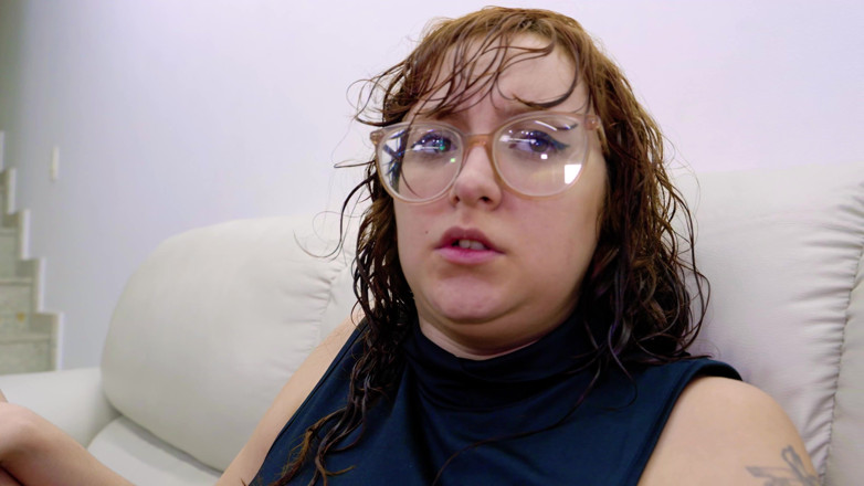 Sun7 Fetish: Dominatrix și sclavă roșcată: Plug anal supus care linge picioarele și vaginul (Real)