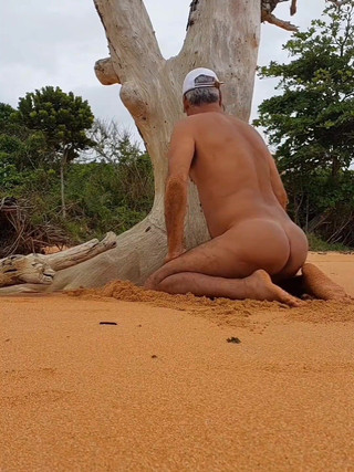 Ladysilvas: Ladysilva sulla spiaggia nuda che culo abbronzato