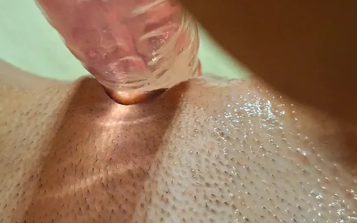 MollyVIP: Creampie in Pussy