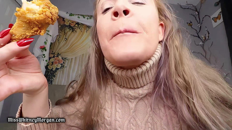 Miss Whitney Morgan: Miss Whitney Morgan: Awek Goreng Makan Asmr