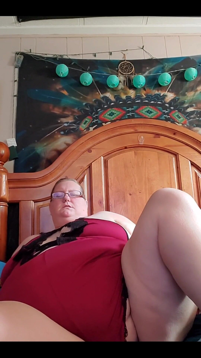 Misssunshinevip: Masturbându-se cu vibrator
