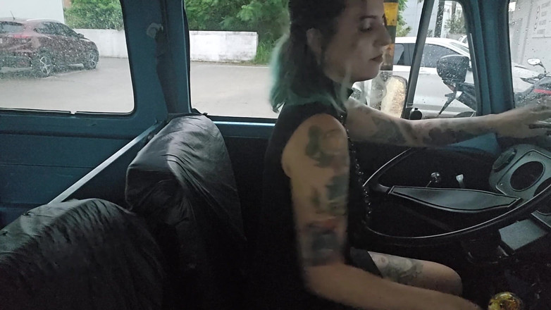 M4ndy: I Missed the Meeting Time Because the Kombi Stopped at...