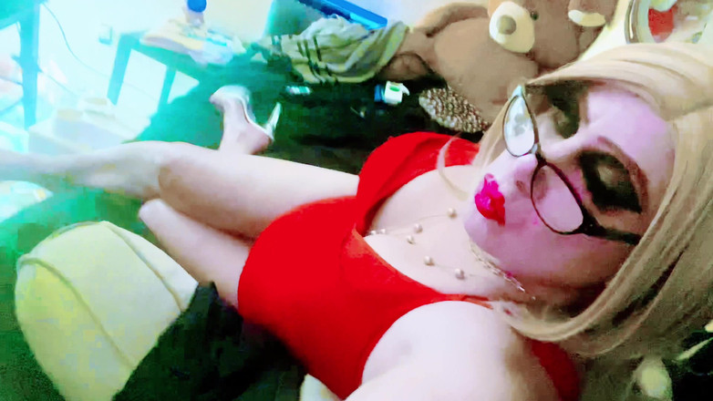 Krissy Sweets: Krissy Sweets Loira De Salto Alto