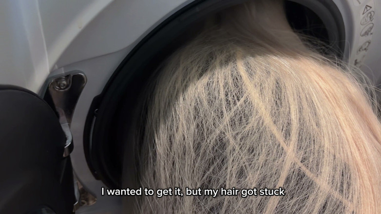 Blondessa: Die nachbarin steckte in der waschmaschine fest und ich habe...