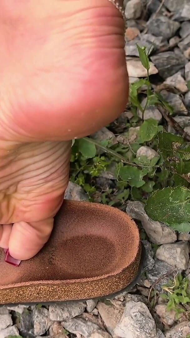 Goddess Lena: 与Birkenstocks合作