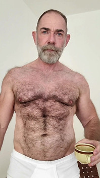 Sexy Hairy Muscle Bear