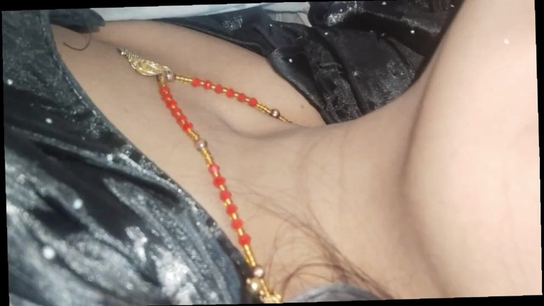 Desisexycpl123: Desi sexig Priya hårt knull av muslimsk man tar sperma...