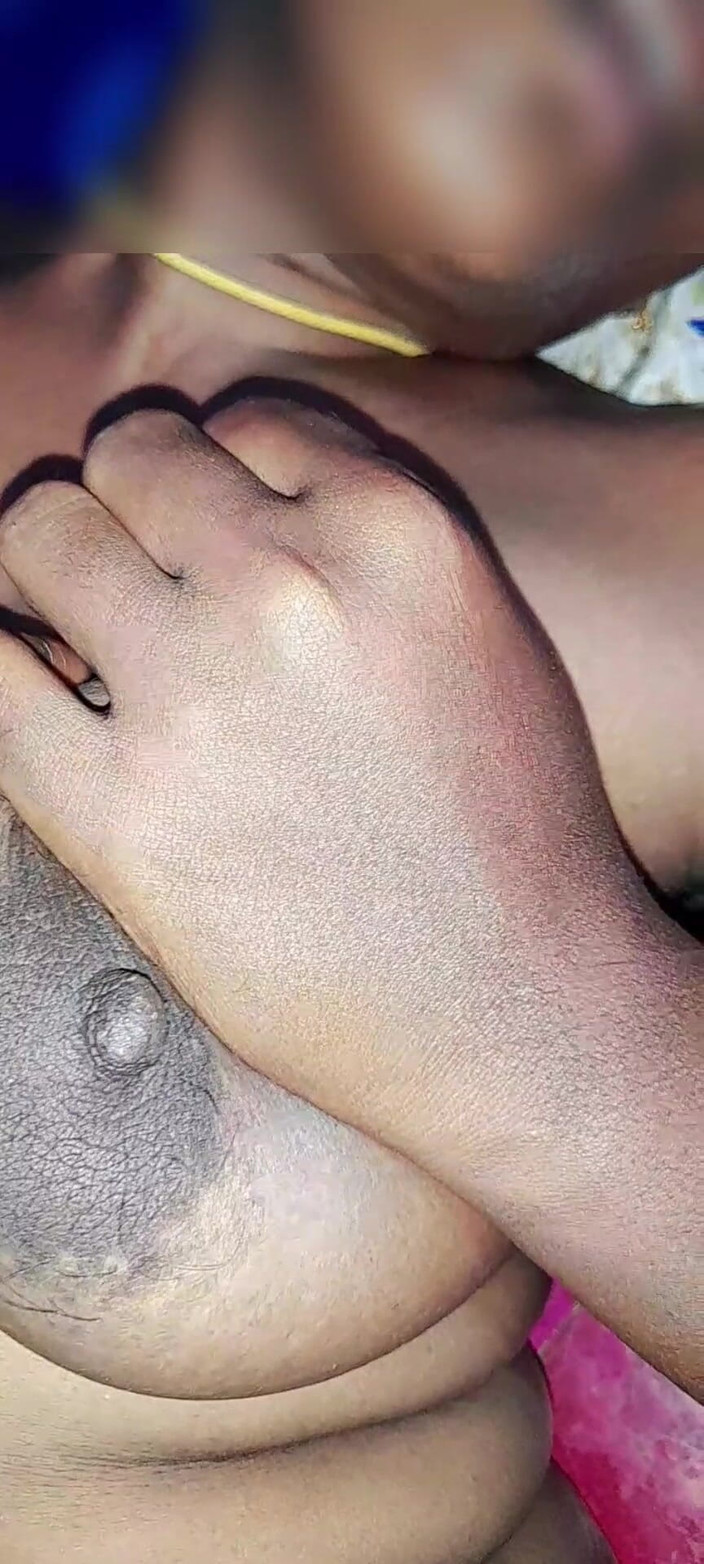 Desisouthcpl: Südindische tamilische ehefrau masturbiert mit vibrator und ehemann leckt schwanz