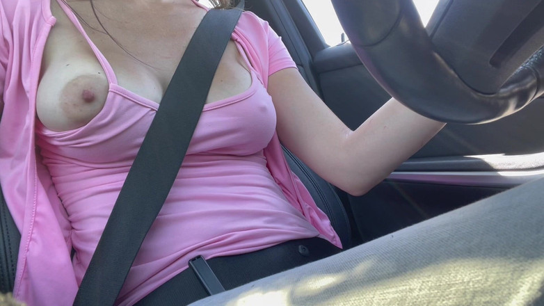 Artemisia Love: Italienische MILf artemisia mit dicken titten lieben es, herumzufahren und...