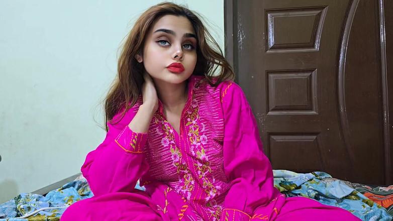 Sairaxsaim: (indické) Krásná nevlastní sestra mě překvapila