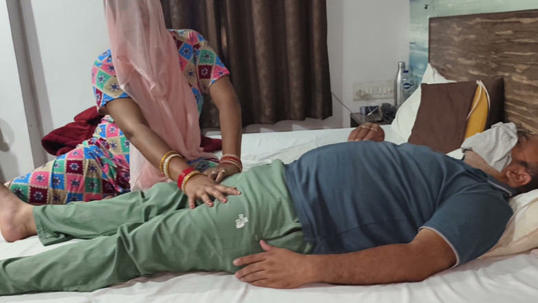 BadMash_Bhabhi: Father-in-law and Daughter-in-law