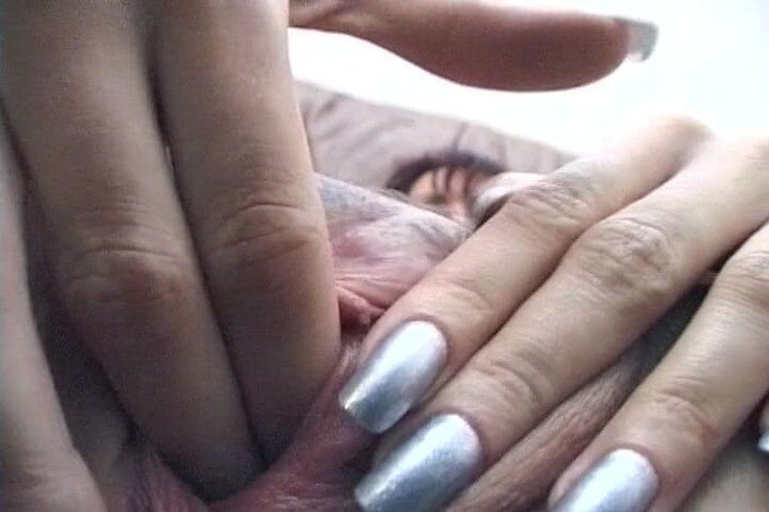 German Homemade: Watch This Close up Session with German Babe Who Likes...