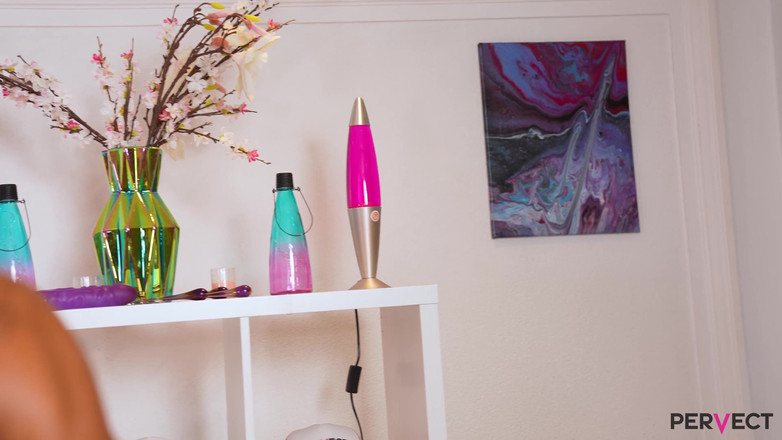 Pervect: Emma fantazy bekommt beide löcher von schwarzen schwänzen gefüllt!