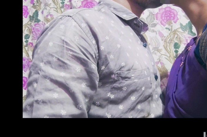 RaniNick: Marathi Bhabhi schoonzus likte het ijsje.op lul