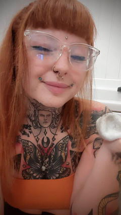 Yourfavecumslut: 白色汗水教练袜子/脚评论