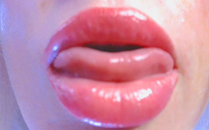 PaintedRose: Dewi Rosie: Melayani Setiap Keinginan Saya Dengan Begitu Manis