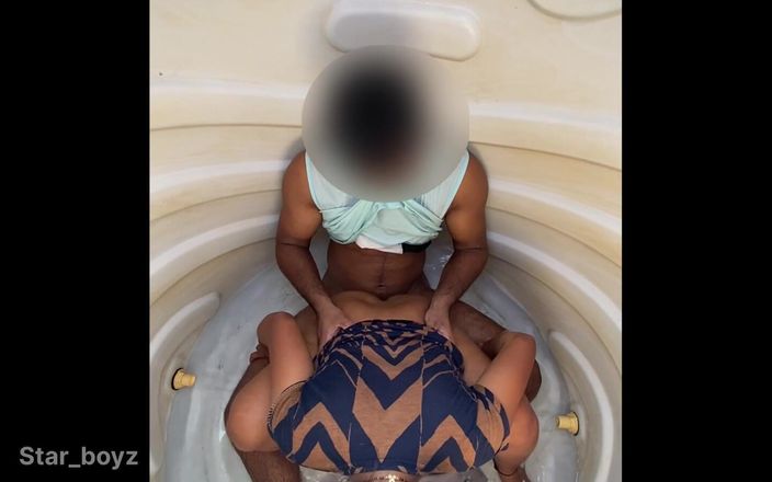 Star boyz: Oda sahibim üvey kızım suda sert seks yapıyor