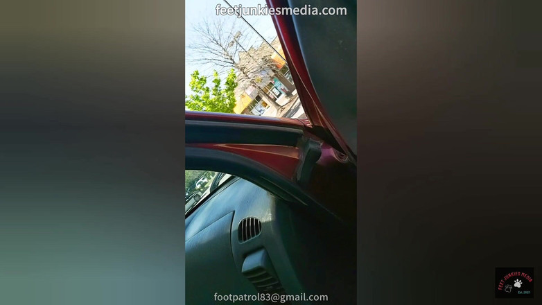 Foot Patrol: Mz Jersey dostane její zralé ebenové nohy olízané N sání...