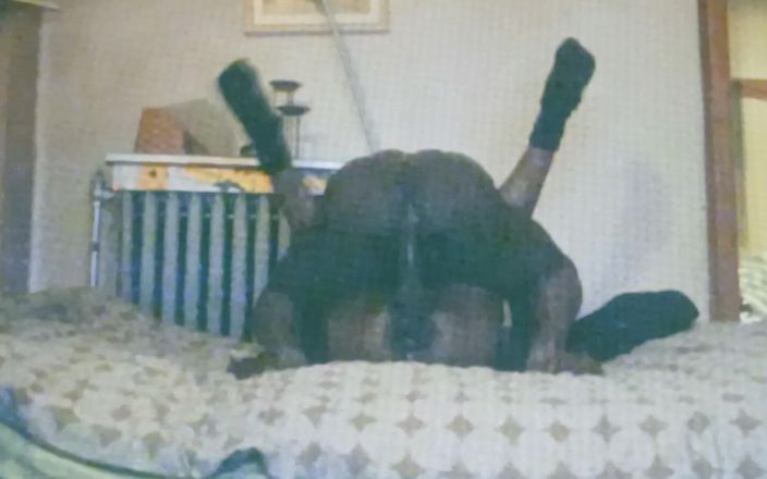 TS freaky MILF: Melkende grote zwarte lul creampie eigengemaakte trans