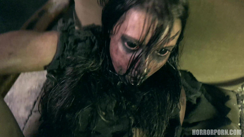 Horror porn: Horror Porn 22 Evil Dead