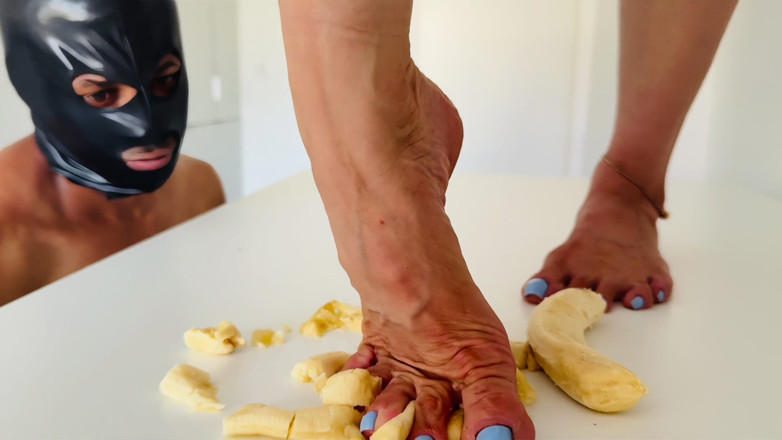 Empress Bella Sadic: Banana Crush and Absolute Worship of My Feet, the Mixture...