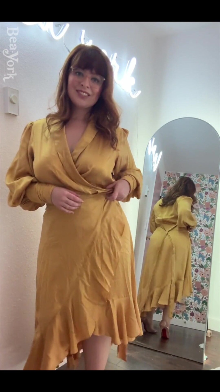 Bea York: 镜子里的可爱是谁？