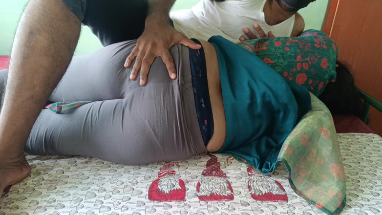 Wonder: Married Women Shared Bed and Hot Fucking with Neighbour Batchelor