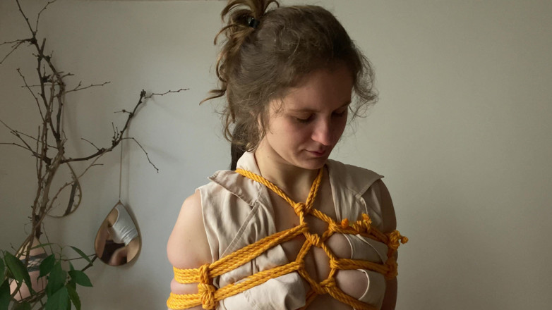 FenekManul: Lesbische shibari-muschi-spiele
