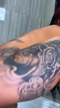Nevlastní Syn S Velkým Penisem Využívá Toho, Že Jeho Nevlastní Matka Je Sama Doma - Danner Mendez / Silvana Lee