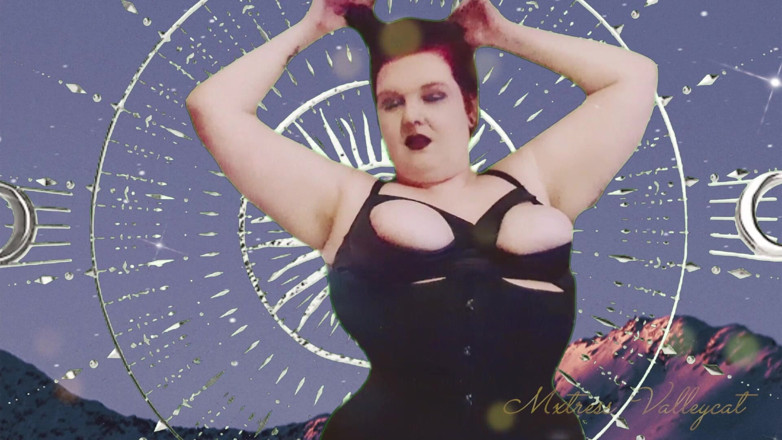 Mxtress Valleycat: Moon Goddess Hair Ritual