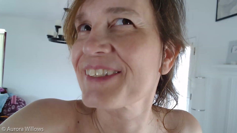 Aurora Willows: stydké pysky nahé roztahuje pvt show