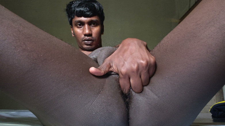 Charmer1999: Fingering and Stretching My Asshole Again
