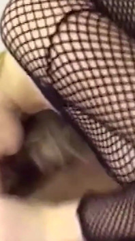 Cewek polandia dengan pantat bahenol lagi asik seks anal posisi misionaris sama pacarnya