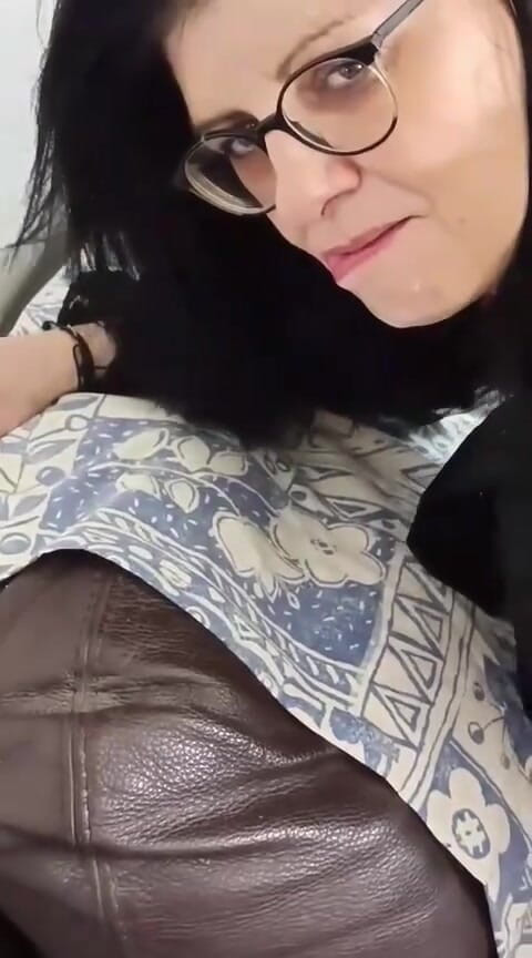 Paris Jango: La Cámara Apuntó a Su Cara, Ves Cómo Reacciona Esta...