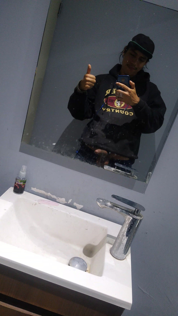 AlexAlejandro13: 공중 화장실