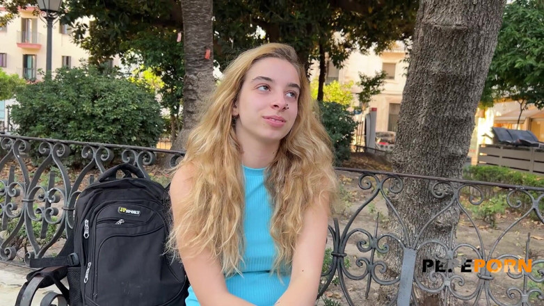 PepePorn: Irina non ha mai provato un cazzo porno! Questa ragazza...