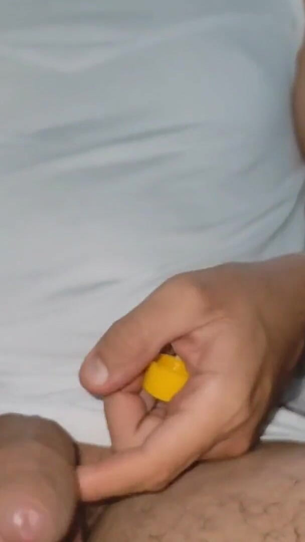 Straight Daddy Filling His Dick with Hot Sauce. (Straight Daddy Club) Straight Daddy Filling His Dick with Hot Sauce. (Straight Daddy Club)