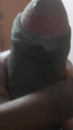 Lubina45: Muž se oddává okamžiku vlastního zmocnění.