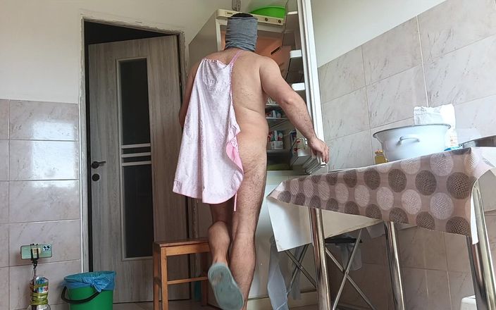 Mirsur: Amatörpar har kul i köket