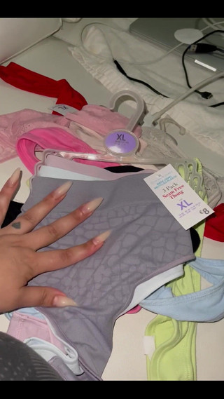 Anastasia Lux: Perhatian jika Anda Mahu 1 HantarKan Saya Petua dan Nama / Alamat...