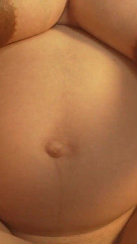 Žvýkačky, hloupé tváře a masturbace ignorují