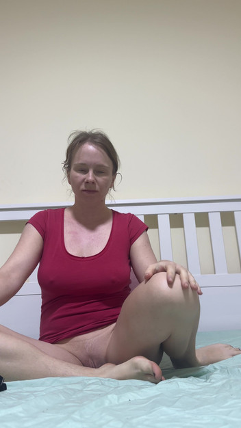 SweetLucy96: Berambut perang semulajadi menjadi lebih basah daripada sebelumnya